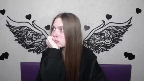 LaraPika online show from 02-08-26, 06:00