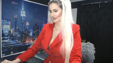 Snapshot of laras_moans chatting on 12-26-24, 09:55 laras_moans online show from 12-26-24, 09:55