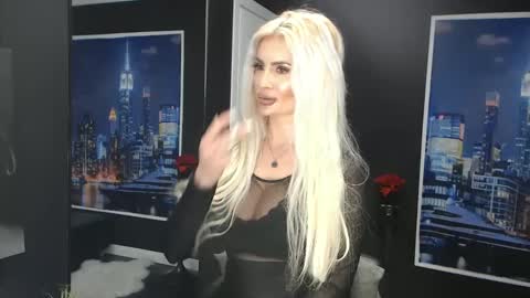 Snapshot of laras_moans chatting on 03-02-25, 11:18 laras_moans online show from 03-02-25, 11:18