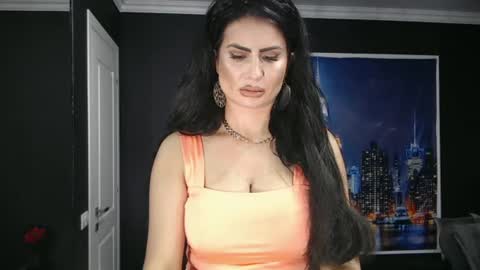laras_moans online show from 06-15-26, 06:26