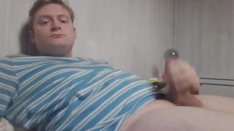 largebit17 online show from 03-31-26, 06:08