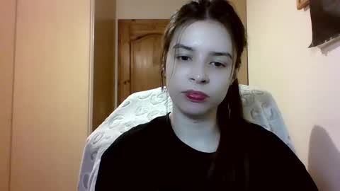 Snapshot of laricenature chatting on 02-01-25, 10:23 Larice online show from 02-01-25, 10:23