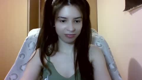 Snapshot of laricenature chatting on 02-04-25, 07:44 Larice online show from 02-04-25, 07:44