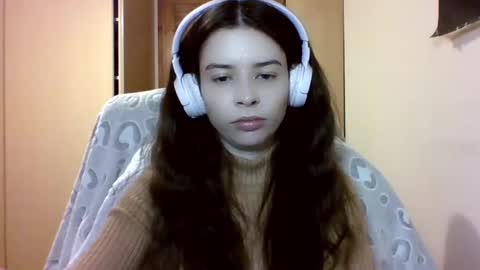 Snapshot of laricenature chatting on 02-13-25, 04:28 Larice online show from 02-13-25, 04:28