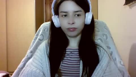 Snapshot of laricenature chatting on 02-16-25, 07:16 Larice online show from 02-16-25, 07:16