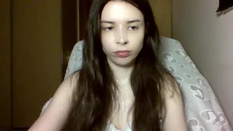Snapshot of laricenature chatting on 02-17-25, 04:37 Larice online show from 02-17-25, 04:37