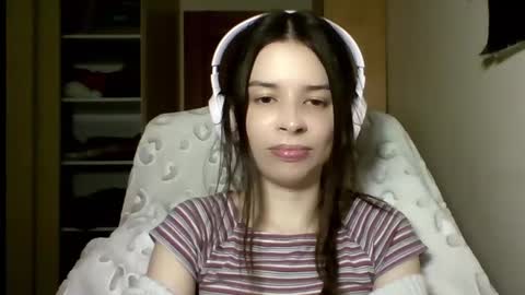 Snapshot of laricenature chatting on 03-01-25, 07:15 Larice online show from 03-01-25, 07:15
