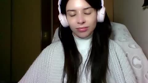Snapshot of laricenature chatting on 03-04-25, 11:00 Larice online show from 03-04-25, 11:00