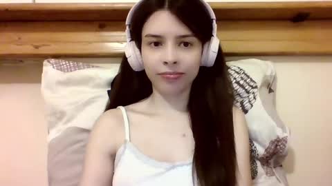 Snapshot of laricenature chatting on 03-09-25, 07:05 Larice online show from 03-09-25, 07:05