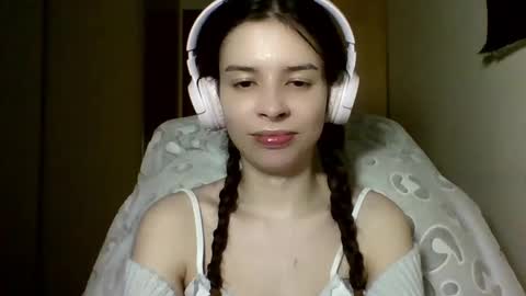 Snapshot of laricenature chatting on 03-11-25, 07:36 Larice online show from 03-11-25, 07:36