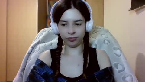 Snapshot of laricenature chatting on 03-12-25, 07:28 Larice online show from 03-12-25, 07:28