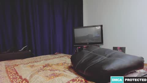 Larisa Lavriki online show from 05-17-26, 04:14