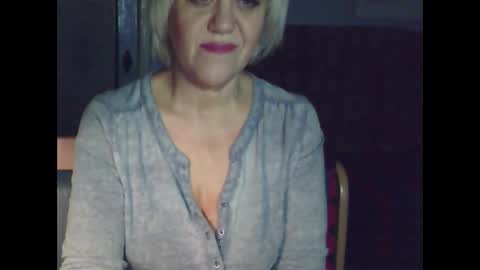 larisaq4ugo24 online show from 01-23-25, 07:32