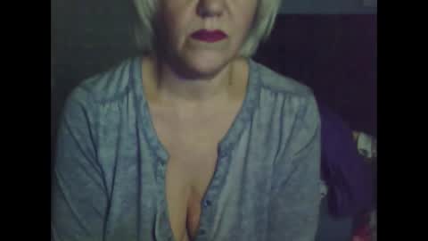 larisaq4ugo24 online show from 11-06-25, 10:38