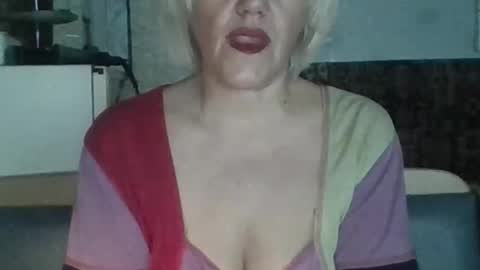 larisaq4ugo24 online show from 11-23-25, 10:37