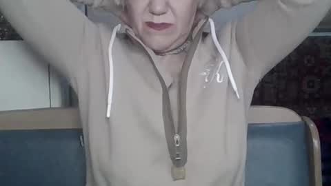 larisaq4ugo24 online show from 02-04-26, 07:25