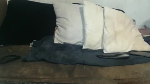 Snapshot of lariss__ chatting on 03-15-26, 06:36 Lariss online show from 03-15-26, 06:36