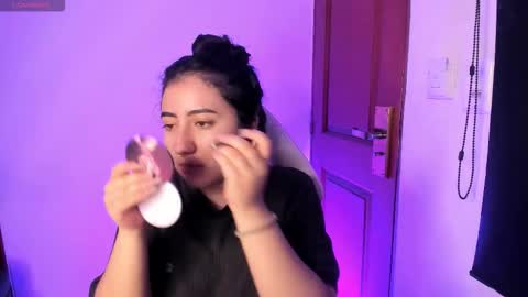  Lari online show from 09-28-25, 03:12