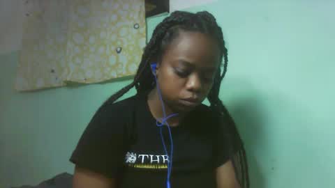 larissa645771 online show from 09-20-25, 04:08