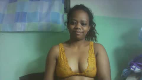 larissa645771 online show from 10-15-25, 07:41