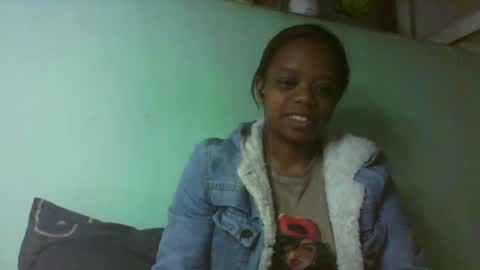 larissa645771 online show from 12-22-25, 01:19