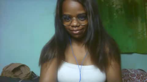 Snapshot of larissa645771 chatting on 02-28-26, 03:51 larissa645771 online show from 02-28-26, 03:51