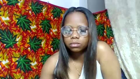 larissa645771 online show from 06-15-26, 05:48