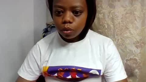 Snapshot of larissa645771 chatting on 07-12-26, 02:46 larissa645771 online show from 07-12-26, 02:46