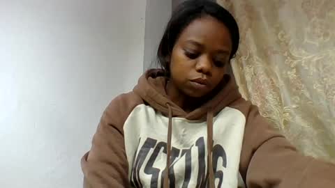 Snapshot of larissa645771 chatting on 07-12-26, 03:47 larissa645771 online show from 07-12-26, 03:47