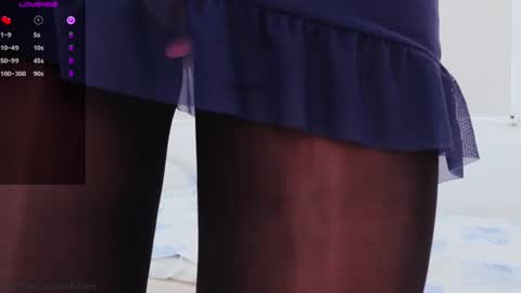 Larissa  online show from 01-26-25, 01:04