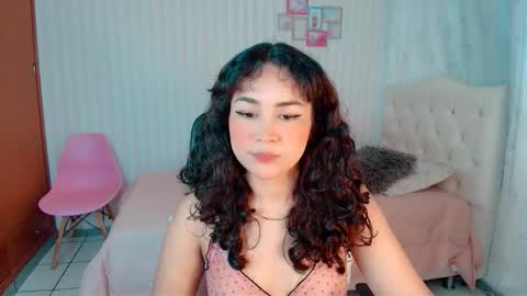 Snapshot of larissalove_doll chatting on 09-13-25, 06:40 Larissas online show from 09-13-25, 06:40
