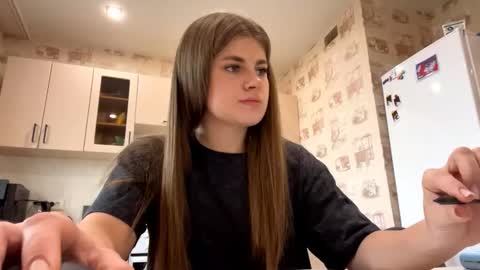 I am Jane ntmu Lets hit 10 Thumbs Up together online show from 10-08-25, 01:09
