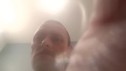 Snapshot of larrybostic45 chatting on 11-09-25, 03:05 larrybostic45 online show from 11-09-25, 03:05