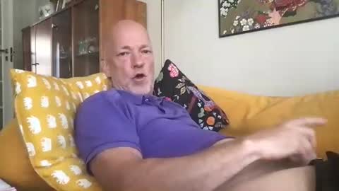 larsafree6 online show from 09-09-25, 12:26