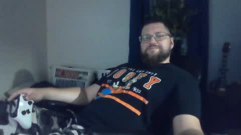 Snapshot of larsojag86 chatting on 07-16-26, 03:56 larsojag86 online show from 07-16-26, 03:56