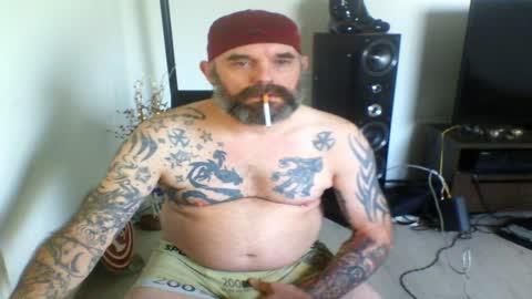 Snapshot of larsvegas1895 chatting on 01-08-25, 10:04 larsvegas1895 online show from 01-08-25, 10:04