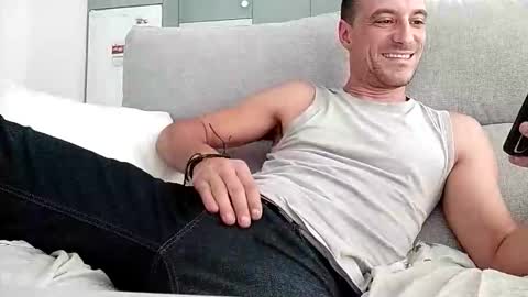 Alessandro online show from 10-05-25, 02:15