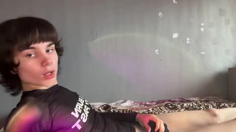 Snapshot of laski_twink chatting on 06-03-26, 04:45 laski_twink online show from 06-03-26, 04:45