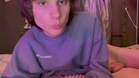 Snapshot of laski_twink chatting on 06-04-26, 07:31 laski_twink online show from 06-04-26, 07:31