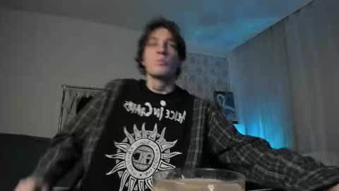 Snapshot of lastnight4you chatting on 11-09-25, 02:32 acie online show from 11-09-25, 02:32