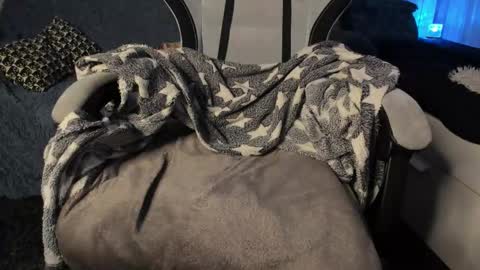 Snapshot of lastnight4you chatting on 12-15-25, 06:39 acie online show from 12-15-25, 06:39