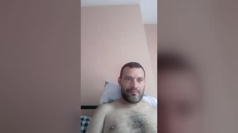 Snapshot of laszloszilagyi925 chatting on 06-20-26, 09:23 laszloszilagyi925 online show from 06-20-26, 09:23