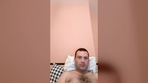 Snapshot of laszloszilagyi925 chatting on 06-21-26, 09:06 laszloszilagyi925 online show from 06-21-26, 09:06