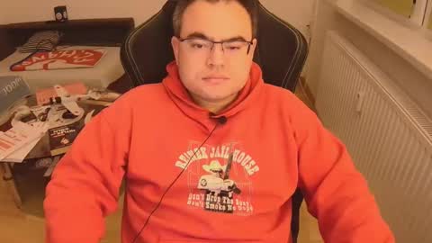 latexboy893 online show from 12-01-25, 11:10