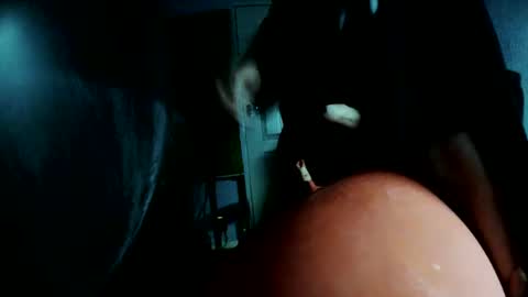 latexchris77 online show from 12-23-24, 10:33