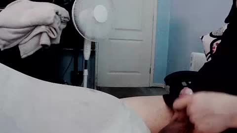 latexchris77 online show from 06-27-26, 12:44