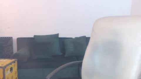 Jade online show from 09-29-25, 05:40