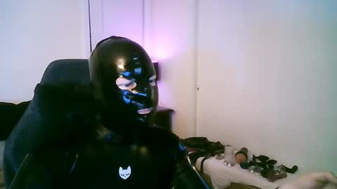 latexminheadroom online show from 10-04-25, 01:25