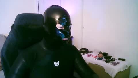 latexminheadroom online show from 02-06-26, 06:51