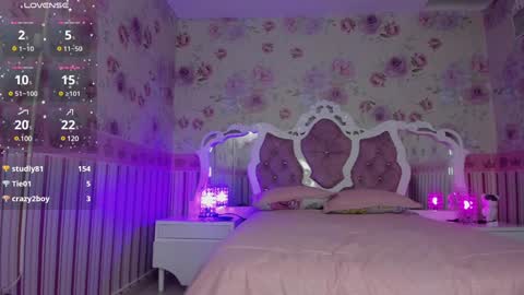 Valeria  online show from 12-10-24, 08:40